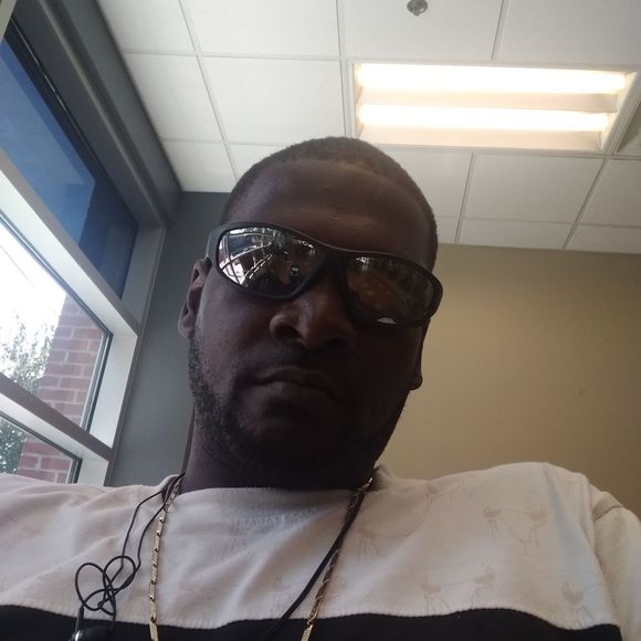 Meet your Posher, Joshua - Picture 1 of 1